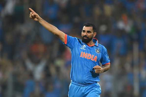 Shami ไม่ได้รับการเลือกสำหรับทัวร์ออสเตรเลีย. Shami ไม่ได้รับการเลือกสำหรับทัวร์ออสเตรเลีย.