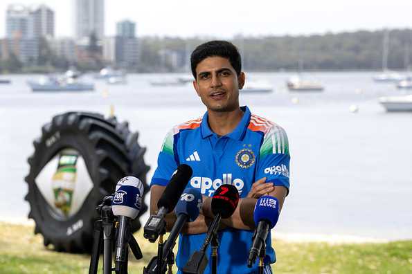 Shubman Gill พูดกับสื่อก่อนการมอบหมาย ODI ครั้งแรกของเขา Shubman Gill พูดกับสื่อก่อนการมอบหมาย ODI ครั้งแรกของเขา