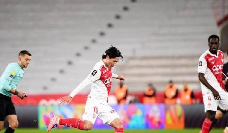 ปารีส แซงต์-แชร์กแมง พ่ายแพ้อย่างไม่คาดคิด: เอนริเก้ช็อกเมื่อทีมมูลค่า 1.1 พันล้านปอนด์ล้มเหลวในการทำผลงาน _เยอรมัน_ _แมตช์_ _โมนาโก_