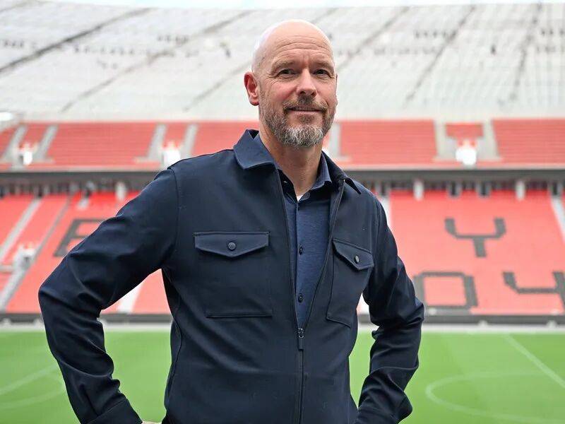 เปลี่ยน! การคว้าแชมป์ของฮอยลุนด์เป็นการเหน็บแมนเชสเตอร์ ยูไนเต็ด; เลเวอร์คูเซ่นพุ่งขึ้นสู่สามอันดับแรกหลังการปลดเทน ฮาก_นาโปลี_แชมเปียนส์ลีก_นาโปลี