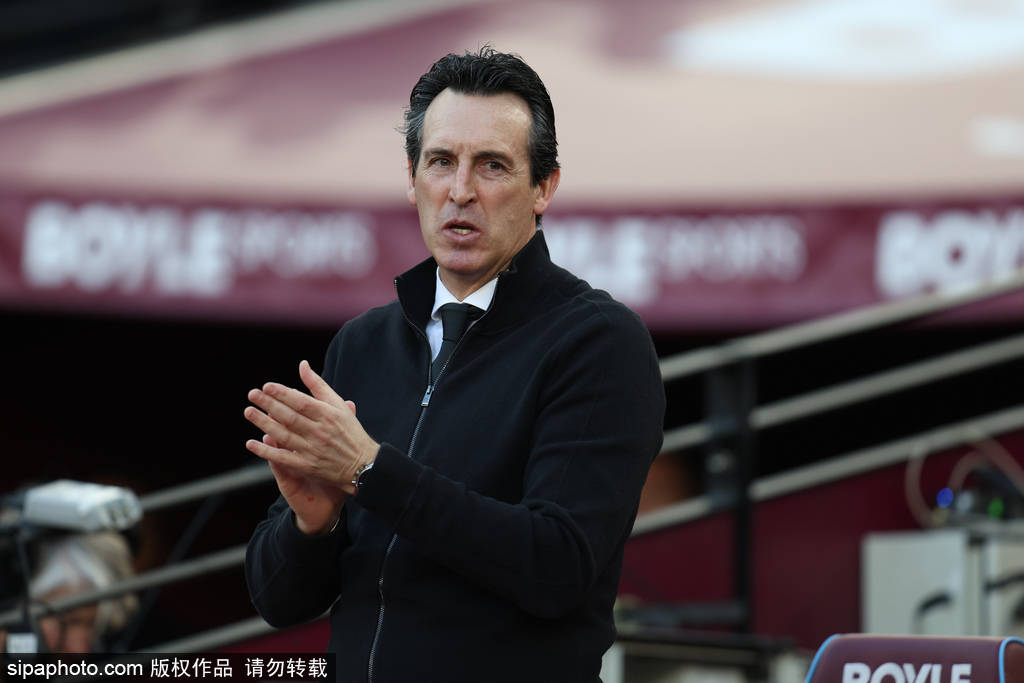 อูไน เอเมรี: ลิเวอร์พูล, แมนเชสเตอร์ ยูไนเต็ด และเชลซี เป็นทีมที่มีโอกาสลุ้นแชมป์มากกว่าบียาร์เรอัล ฤดูกาลพรีเมียร์ลีก, แชมเปียนส์ลีก