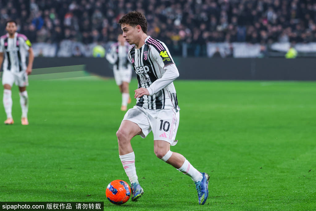 อิลดิซควรอยู่ที่ยูเวนตุสต่อไป: ที่บาร์เซโลนา, เรอัล มาดริด หรือแมนเชสเตอร์ ซิตี้ เขาจะเป็นเพียงแฟนบอลคนหนึ่งท่ามกลางแฟนบอลนับไม่ถ้วน แชมเปียนส์ลีกแห่งตูริน