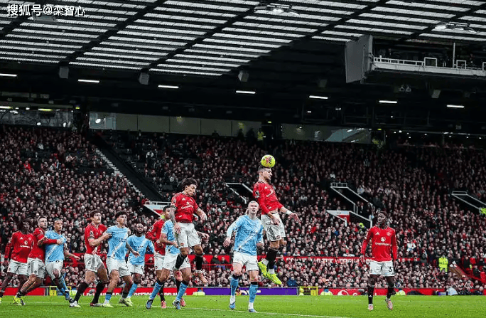 แมนเชสเตอร์ ซิตี้ 2-0 + ไม่แพ้ใครในลีก 5 นัดติดต่อกัน + แซงหน้า นิวคาสเซิล และ เบรนท์ฟอร์ด + ปัจจุบันอยู่อันดับที่ 5 ของตาราง!_แมนเชสเตอร์ ยูไนเต็ด_อาร์เซนอล_แมนเชสเตอร์ ยูไนเต็ด