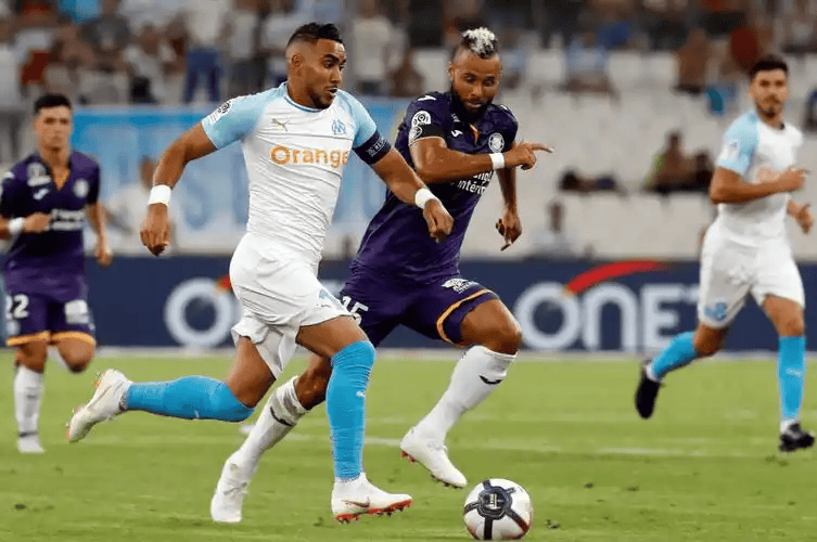 วันศุกร์ 011 ลีกเอิง 1 การปะทะกันในช่วงน้ำลง: เม็ตซ์ พบ ลีลล์ การอยู่รอดของทีมท้ายตาราง vs การหยุดสถิติไม่ชนะเพื่อคว้าแต้ม การเผชิญหน้าครั้งสุดท้าย ความได้เปรียบในบ้าน