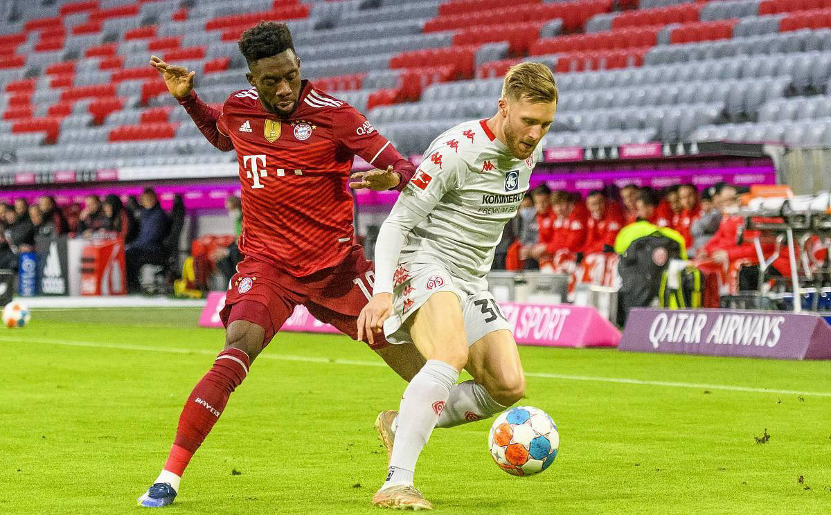 โบรุสเซีย ดอร์ทมุนด์ ยังคงมีเกมรุกที่เฉียบคม ขณะที่ ไมนซ์ กำลังอยู่ในฟอร์มที่ยอดเยี่ยมหลังจากคว้าชัยชนะติดต่อกันสามนัด พวกเขาจะสามารถรักษาโมเมนตัมอันยอดเยี่ยมนี้ไว้ได้หรือไม่? แมตช์ บ้าน เยือน