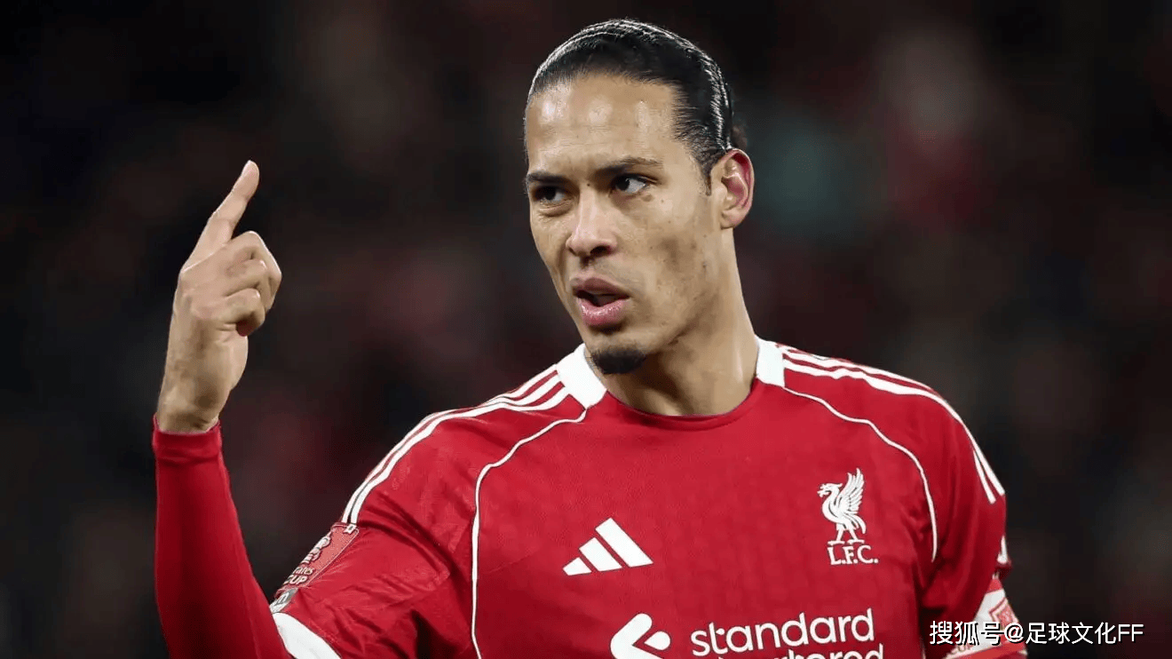 ทำไม Van Dijk โกรธเพื่อนร่วมทีมของเขากับ Wolves? ความจริงถูกเปิดเผย เขามีเหตุผลที่สมบูรณ์แบบที่จะโกรธ_kiessa_andrey_liverpool