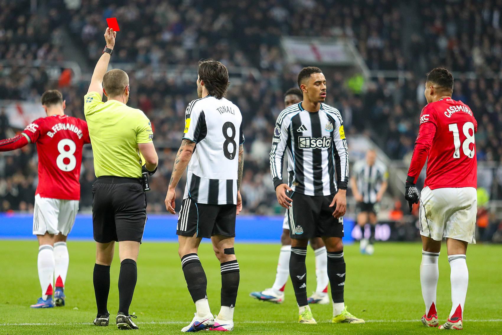 แมนฯ ยูไนเต็ด และ ลิเวอร์พูล แพ้ทั้งคู่ เพียงเพื่อรอให้เชลซี และ “ไอเสีย” วิลล่า? 丨รีพอร์ต โอเวอร์คัล โอเวอร์คัล_คาร์ริค_ในพรีเมียร์ลีก_ยูฟ่า แชมเปียนส์ลีก