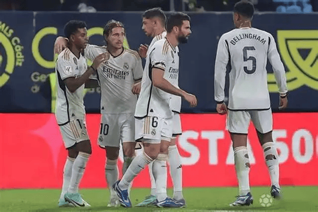 วันเสาร์ 025 เซเรียอา: ยูเวนตุส vs พิซซ่า