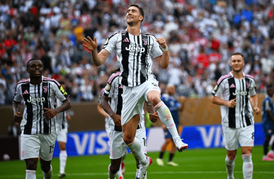 กัลโช่: ยูเวนตุส vs พิซซ่า ผู้เชี่ยวชาญแนะนำคะแนน Prediction_attack_defense_tactics