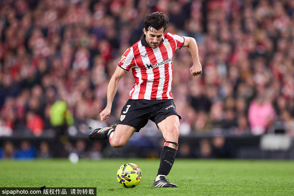 ลาลีกา - พีดรี ช่วย ยามาล ชนะ บาร์เซโลน่า ยังคงนำ 1-0 บีบา ยังคงนำ 4 แต้ม_Ferran_Navarro_olmo