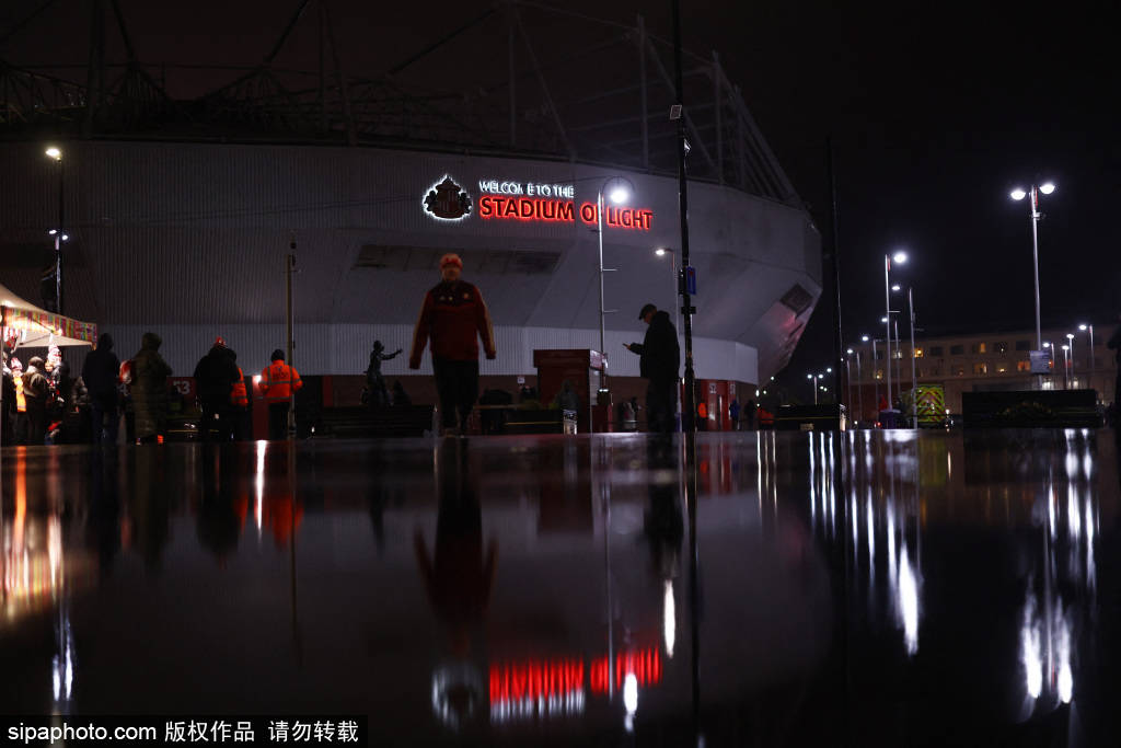 ข้อพิพาท VAR ปรากฏขึ้นอีกครั้ง! ลูกเตะมุมของลิเวอร์พูลถูกตัดสินให้ไม่ถูกต้องและแฮนด์บอลทำให้เกิดการอภิปรายอย่างดุเดือด!_ garatasre_competition_uefa แชมเปี้ยนส์ลีก