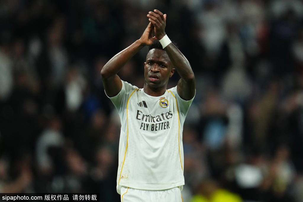 อันเชล็อตติ จบการแข่งขันฟุตบอลโลก 18 คนในบราซิล เนย์มาร์ ยังคงรออยู่