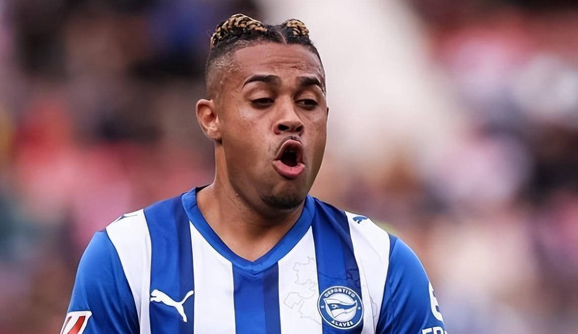 อดีตผู้เล่นหมายเลข 7 ของเรอัล มาดริด แพ้ไปอย่างสิ้นเชิง และลาลีกาสี่ปีทำบัญชีไม่ได้และกลายเป็นคนชายขอบ และมูลค่าของมันลดลงเพียง 800,000 ยูโร_มาริอาโน_แมตช์_ลียง