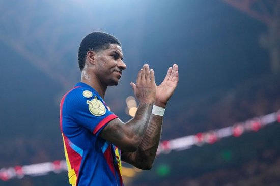 รู้ | บาร์เซโลนาจะซื้อกองหน้าแมนเชสเตอร์ยูไนเต็ด Rashford_EUR_Naples_1