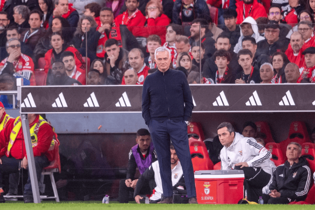 อดีตผู้เล่นเอซี มิลาน: มูรินโญ่ต้องการให้ผมกลับไปโรม ผมไม่ได้สู้กับทุกคนใน ROME_Florenzi_murinho_Saint Germain