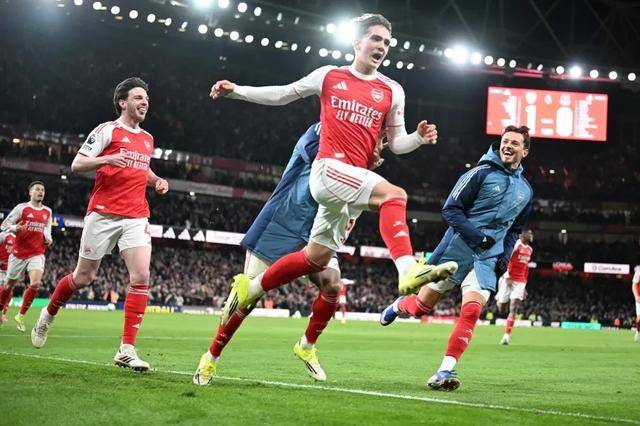 อายุ 16 ปี สร้างประวัติศาสตร์พรีเมียร์ลีก! อัจฉริยะของอาร์เซนอลทำประตูในช่วงพักครึ่งและมีมูลค่า 20 ล้านยูโร_Daoman_Slavia