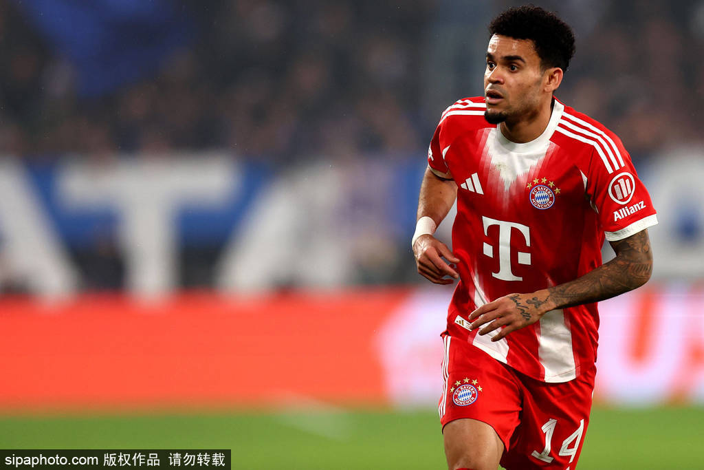 บุนเดสลีกา - ดิอาส เท่ากับ + ย้อม เรด แจ็คสัน ตรง แดง เก้า บาเยิร์น 1-1 เลเวอร์คูเซ่น_บอลล์_Kain_Sike