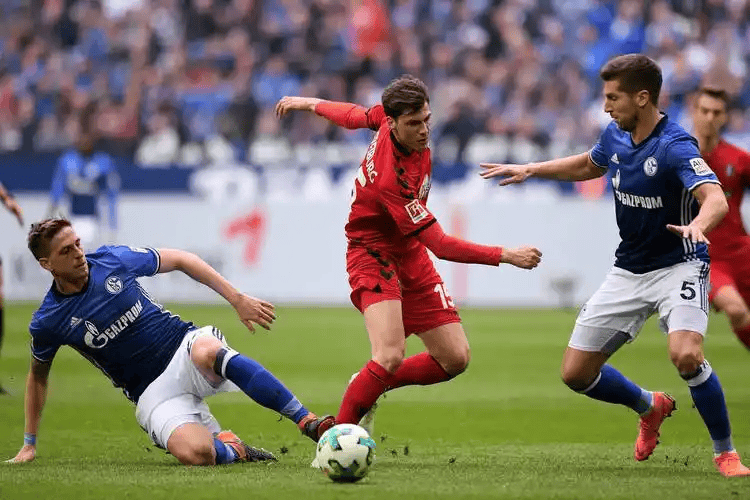 การต่อสู้บุนเดสลีกา: Freiburg สาบานว่าจะทำลายถังเหล็กที่รวมกันของเบอร์ลินที่ HOME_SP_AWAY_DEFENSE