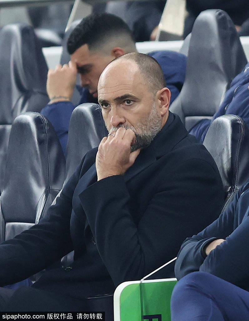 โบนัสตกชั้นมาก! Dezelby ได้บรรลุข้อตกลงกับโค้ชท็อตแนมแล้ว และสัญญาจะประกาศหลังจากเซ็นสัญญา 5 ปี