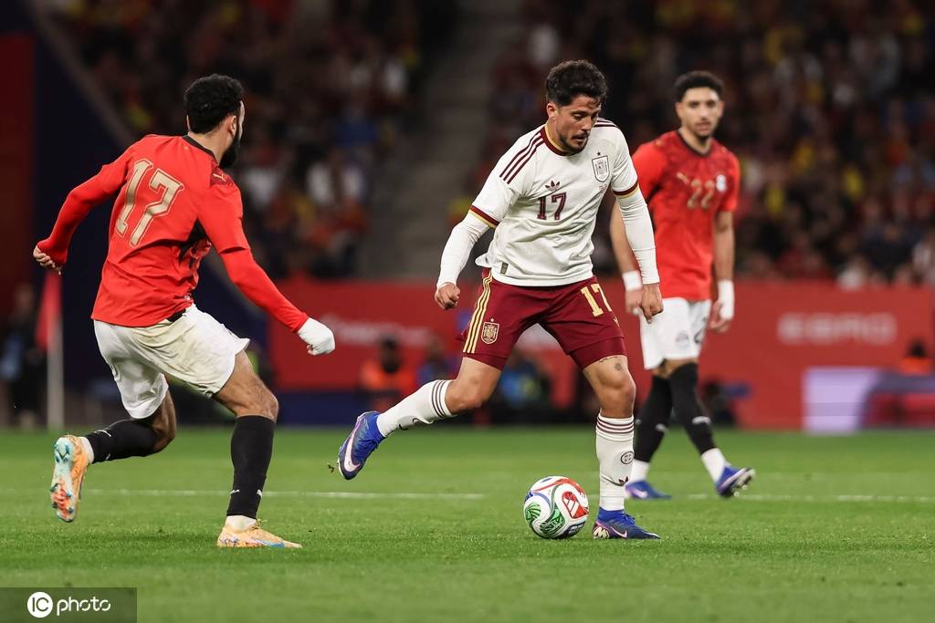 นัดอุ่นเครื่อง - ตัวสำรองของ Huo An เพื่อต้อนรับการเปิดตัวระดับชาติ การล้อมของสเปนล้มเหลวในการ 0-0 Egyptian_Delhi_Restricted Area_Iglesias