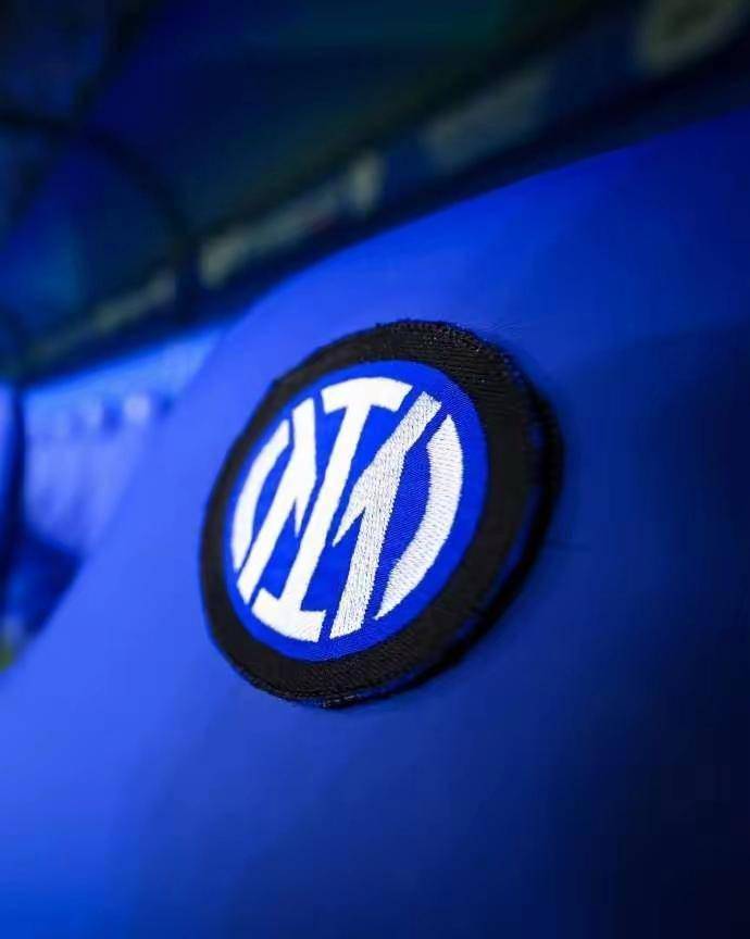 ผู้รักษาประตูของอินเตอร์ มิลาน ย้ายการพลิกกลับครั้งใหญ่: โอ๊คส์ เวโต้ วิคาริโอ ลีกเอิงวัย 21 ปี กลายเป็นตัวเลือกแรก_โรบิน ไรส์_ไรเซ_เลนส์