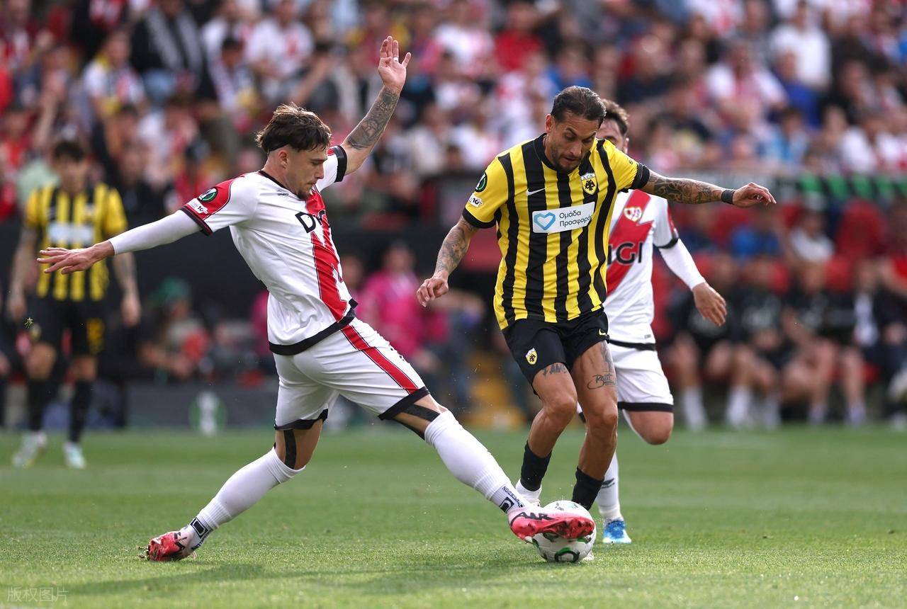 สมาคมยุโรป: กับผู้เล่นเก่าของบาร์เซโลนาวัย 21 ปีที่ทำคะแนน + 3-0 เอาชนะเอเธนส์ AEK ลาลีกาอยู่ในสายตาคนที่ 13 ในลาลีกา