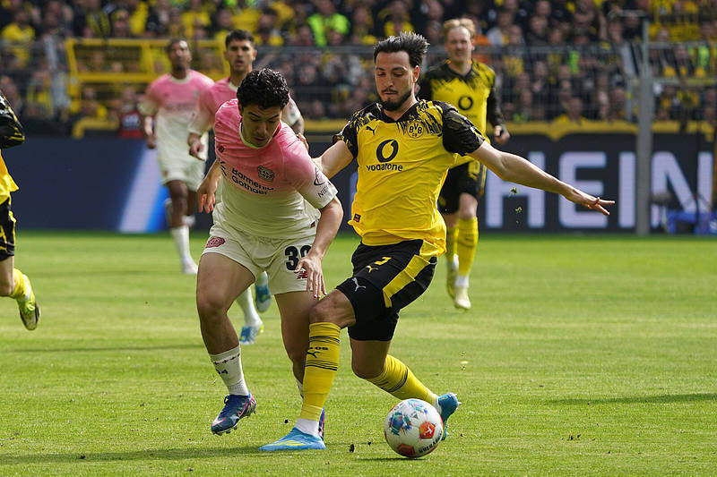 เลเวอร์คูเซ่น 1-0 ดอร์ทมุนด์ แอนดริช เวิลด์ เวฟ_โฮมฟิลด์_ยูฟ่า แชมเปียนส์ ลีก_บุนเดสลีกา