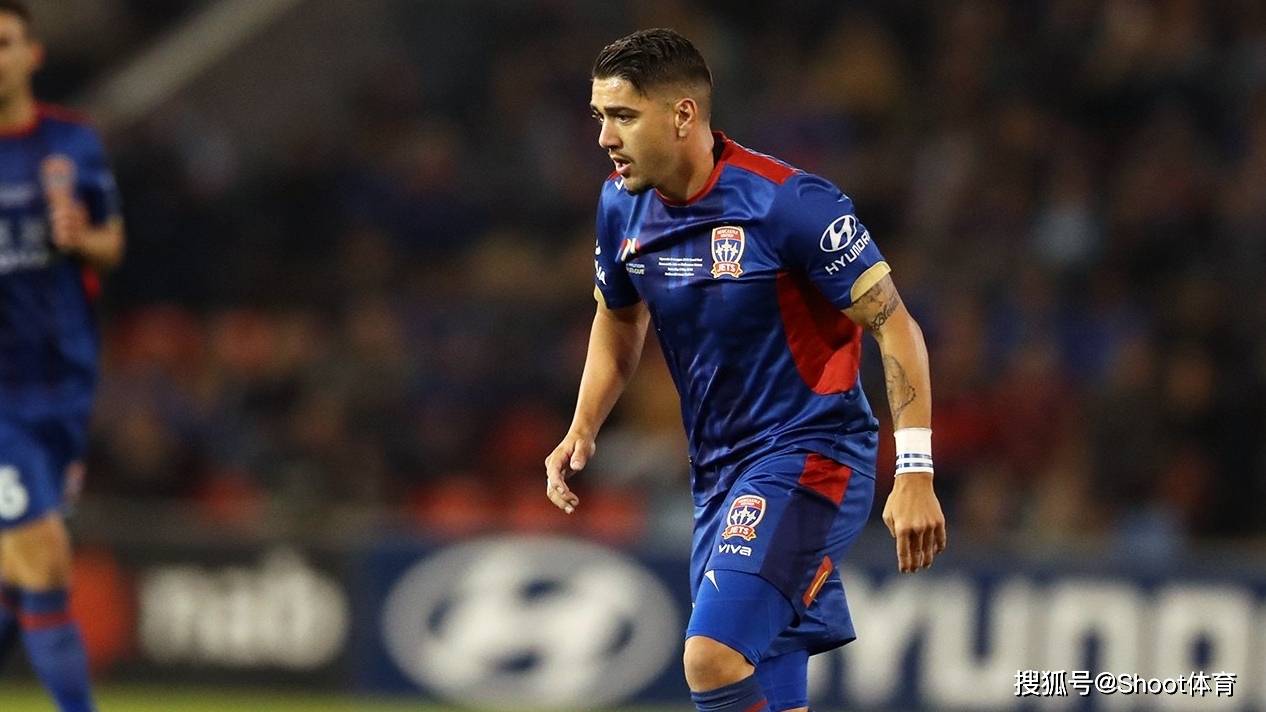 ฟุตบอลที่มีแนวโน้ม: เมลเบิร์น วิคตอรี่ vs นิวคาสเซิล เจ็ท, ซาสซูโอโล่ vs โคโม, อินเตอร์ มิลาน vs คากลิอารี, เลนส์ vs toulouse_league_away_interna มิลาน