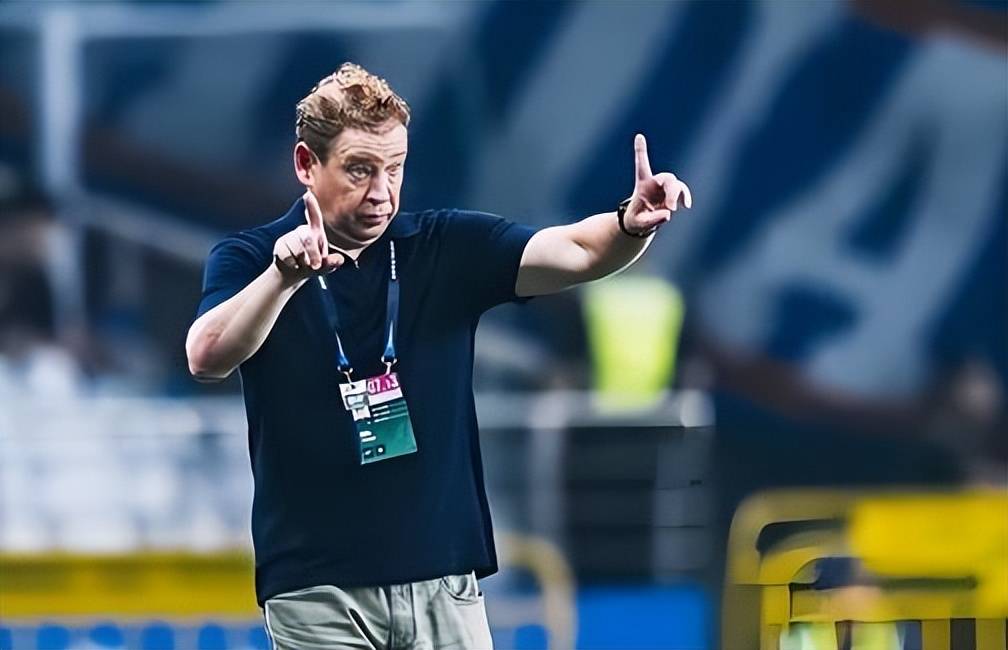 ทีมเซินหัวเพิ่งเอาชนะเหลียวไอรอนแมน 3-1! สโมสรตกลงที่จะส่ง Liu Chengyu และ Yang Haoyu ไปที่ Bundesliga Dortmund เพื่อไปศึกษาต่อต่างประเทศมันคุ้มค่าที่จะตั้งตารอ_Slutski_Chinese Super League_Competition