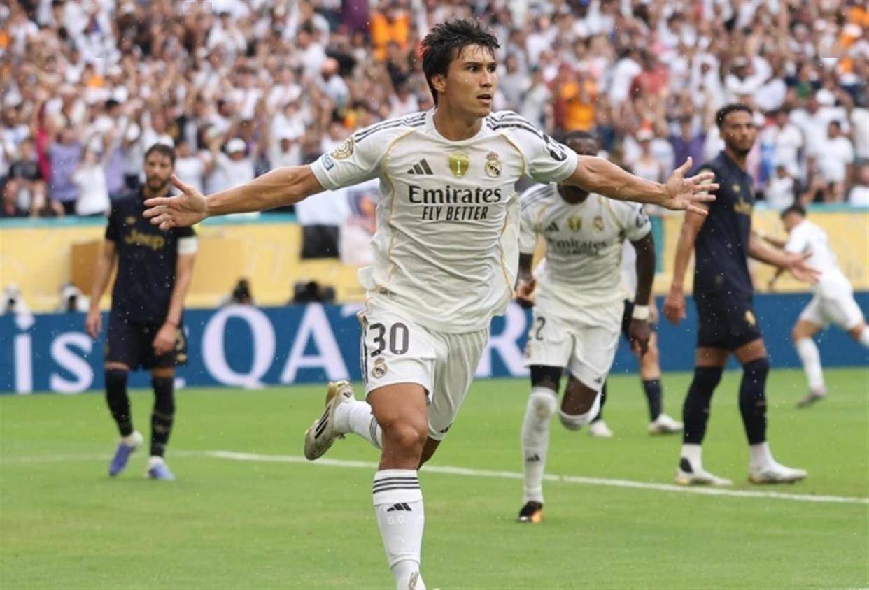 หนึ่งวันในลาลีกา: แอตเลติโก มาดริด คว้าถ้วยรางวัล Abeloa กำลังจะออกจากเรอัล มาดริด_gongsalo_1_nba