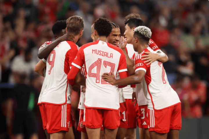 คืนเทศกาลฟุตบอล! ประเดิมแชมป์ 5 ลีก เมเจอร์ เกิด ปารีส 1-2 เสีย ยูเวนตุส 2-0 4TH_BAYERN_MILAN_UEFA แชมเปี้ยนส์ลีก