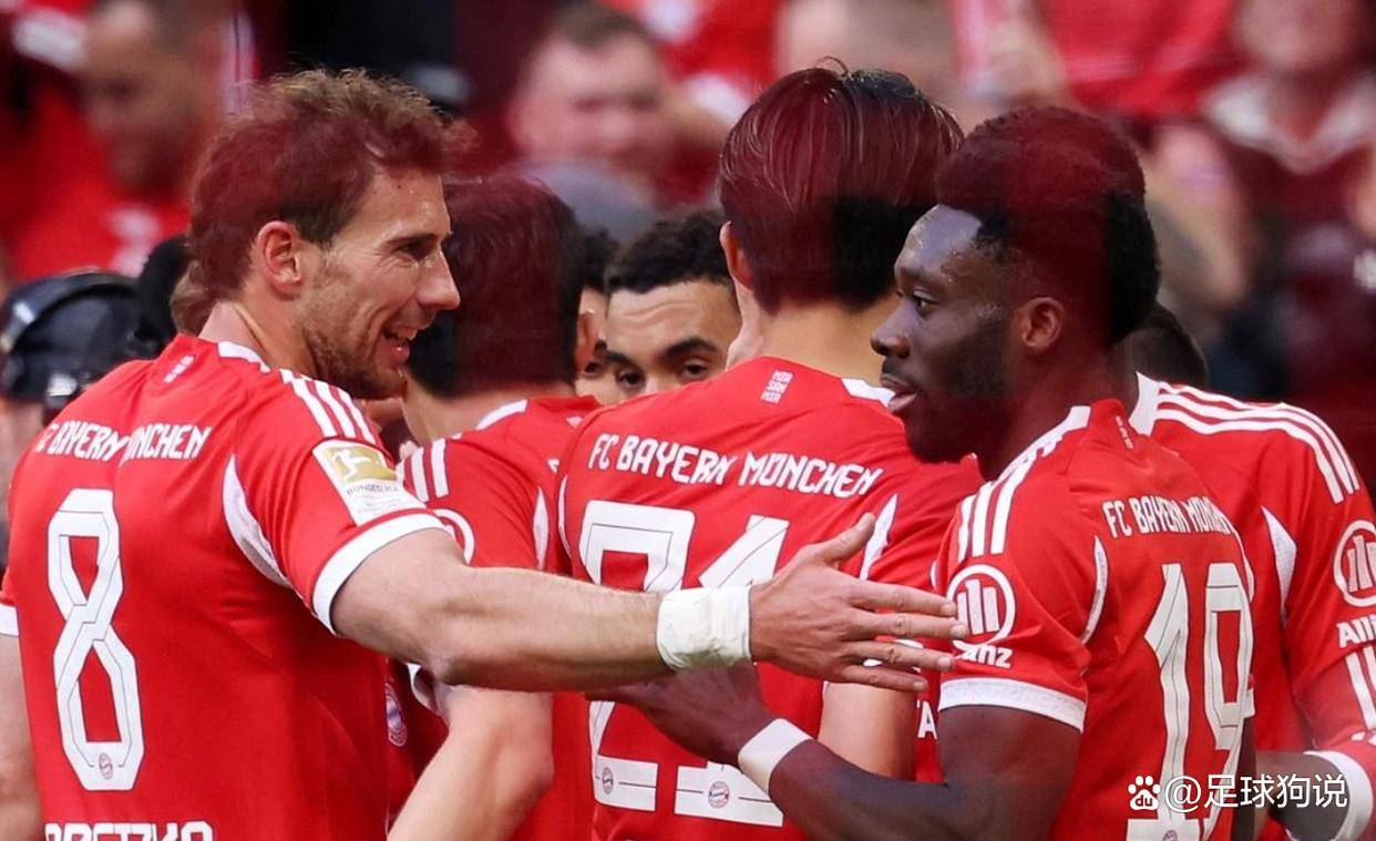 4-2 แชมป์บุนเดสลีกาเกิดก่อนกำหนด กอมปานีนำทีมป้องกันแชมป์ได้สำเร็จ และเป้าหมายชี้ไปที่ Triple Crown_Munich_Munich_Stukgart_Attack โดยตรง