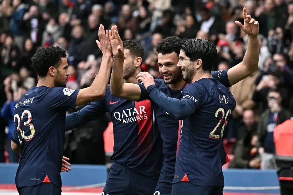 Paris Saint-Germain และ Nantes ไม่ได้ถูกตั้งค่า!_ league_defense_forecourt