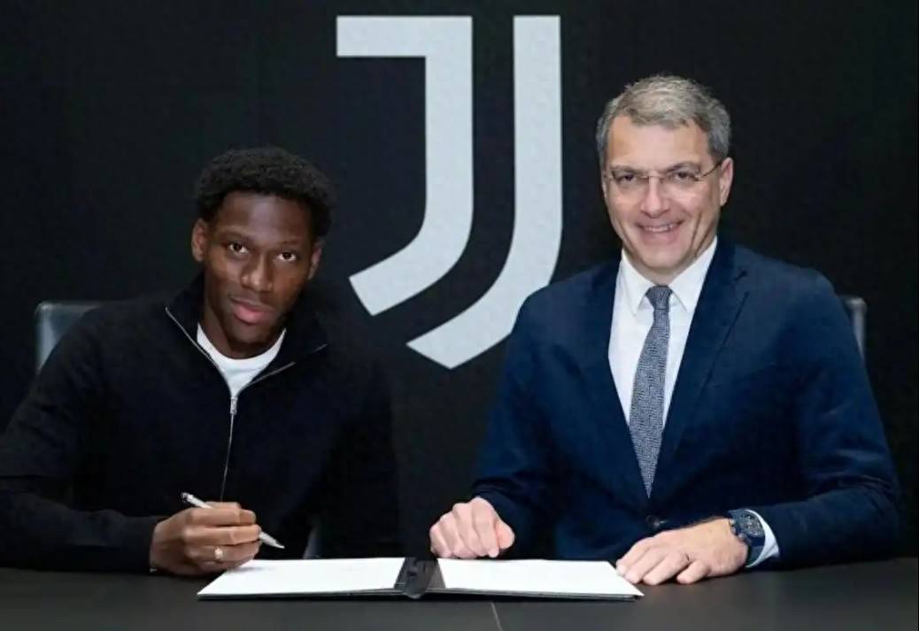 ทีมฝรั่งเศสหลายทีมกำลังเร่งรีบ! ยูเวนตุสยินดีขายเดวิดอย่างน้อย 20 ล้านยูโร?_ ยูโร_แทคติกส์_ยูฟ่า แชมเปี้ยนส์ลีก