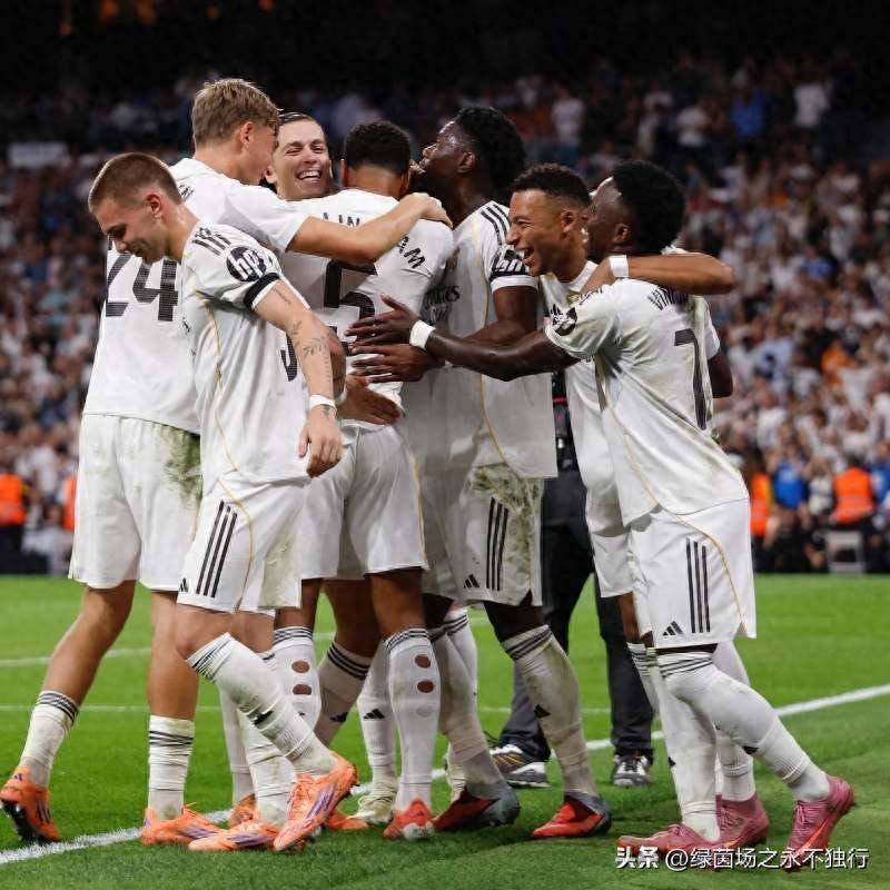 ป้ายแรกของเรอัล มาดริด ซัมเมอร์นี้ : 20 ประตู จาก 37 เกม มูลค่ามิดฟิลด์ 65 ล้าน เพียง 9 ล้านยูโร!_ nico_pas_komo