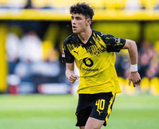 เงินเดือนประจำปีของ Samuel Inasio 150,000 ยูโร ดอร์ทมุนด์มีแผนจะเพิ่มสัญญาของเขา