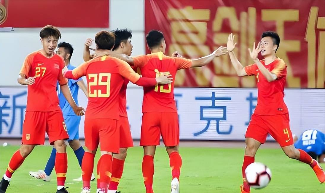 ข่าวดี! ฟุตบอลชาย ใหญ่ เฟิงบา สวมหมวกในเกมเดียวในสโมสรลาลีกาในรอบนี้ของลีก ยิงได้ 7 ประตูใน 4 เกม_WU Lei_Liu Ruofan_SIPG