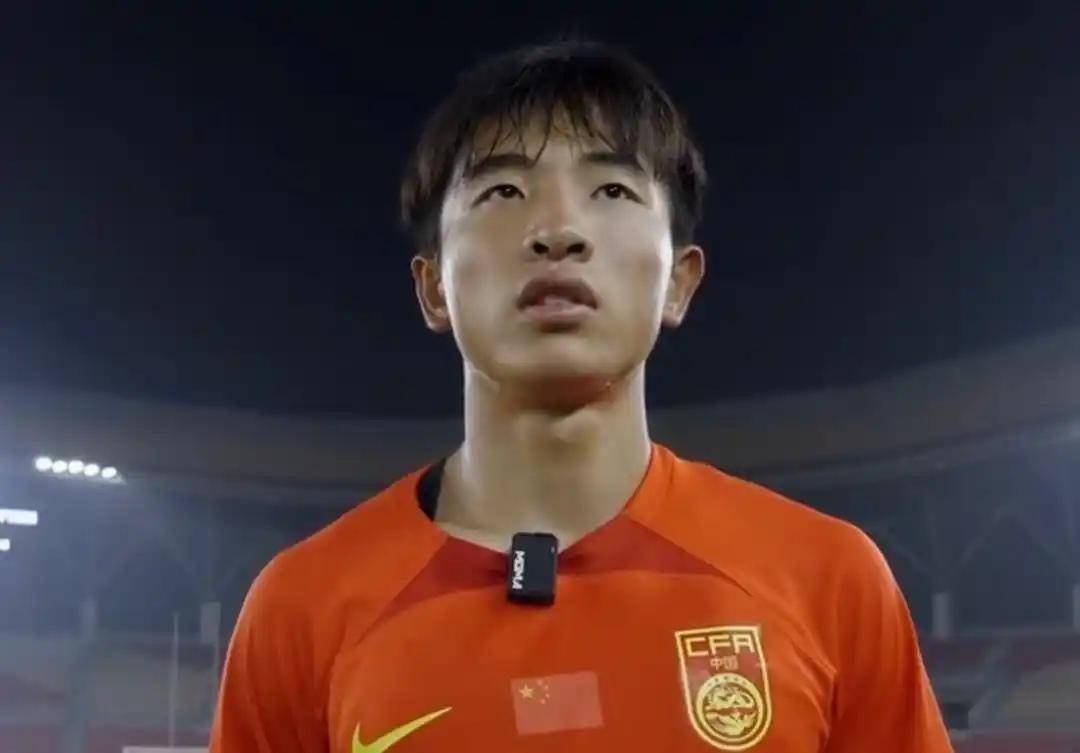 ผู้เล่นชาวจีนที่เรียนในต่างประเทศ +1: วัยรุ่นอายุ 18 ปี ลงจอดที่ฝรั่งเศส เขาสามารถหาทางออกได้หรือไม่? เว่ยเซียง_ไกยาง_สกอตแลนด์ลีก
