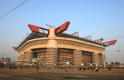 คืนของ Meazar ท้องฟ้าที่เต็มไปด้วยดวงดาวเป็นพยานในบ้านของ Inter Milan Again_Vict_Fan_Naples