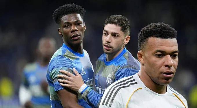 กีฬามิลาน: ผู้เล่นเรอัลมาดริดบางคนไม่พอใจกับ Mbappe และบรรดาผู้ที่สนับสนุนเขาคิดว่ามีคนร่วมเพศเขา_alonso_clothes_havi