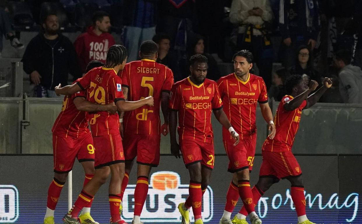 เลคเซ่ เอาชนะ ปิซา 2-1 ศึกกัลโช่ เซเรีย อา ชัดเจน เปปเปอร์ทำคะแนนได้ 5 แต้มในการตกชั้น battle_cremonese_chapteria_lazio