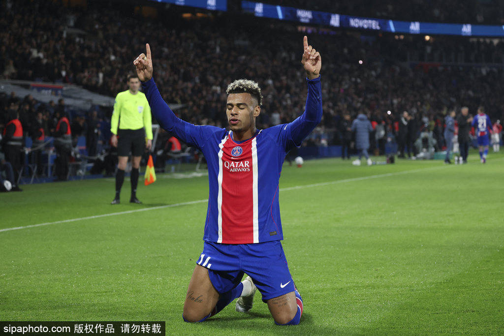 ลีกเอิง 1 - ลูคัสช่วยให้ตำนานของ Duue Paris 1-0 Brest อยู่ห่างออกไปเพียง 1 แต้มจากการคว้าแชมป์ แชมป์_Mayo_Saint Germain_Restricted Area