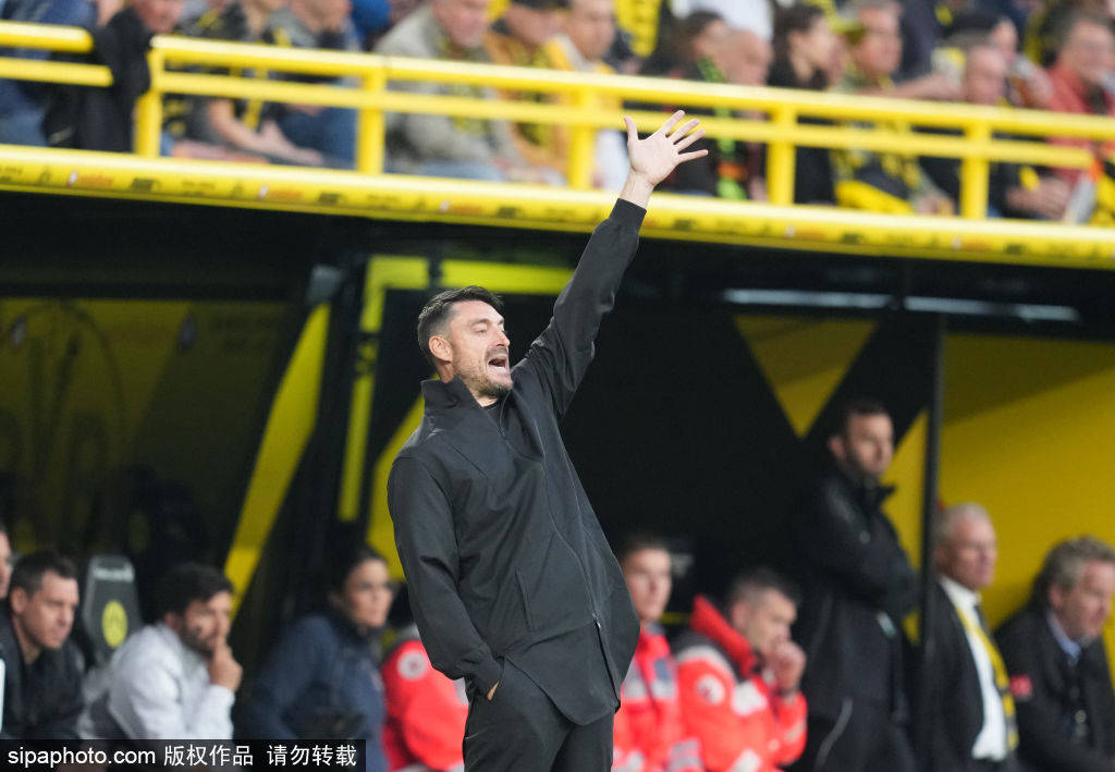 การเพิ่มขึ้นของ Inasio ในดอร์ทมุนด์ยังคงดำเนินต่อไป: Iduna Park Night ที่จะอวดอีกครั้ง - Xinhua English.news.cn