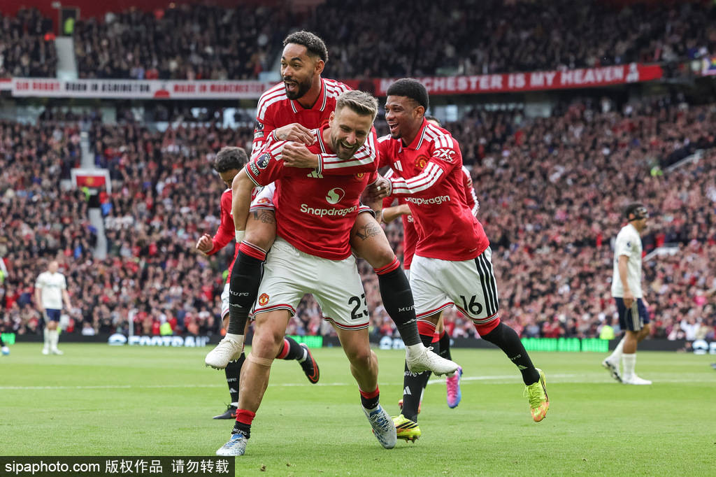 พรีเมียร์ลีก-บี ค่าธรรมเนียม 20 ช่วยดึงเกมจับเสืออ้วนในบ้าน แมนฯ ยูไนเต็ด 3-2 ฟอเรสต์ ล็อค เพลซ 3 เขต 3 คุนยา_ ถนนมิดเดิ้ล