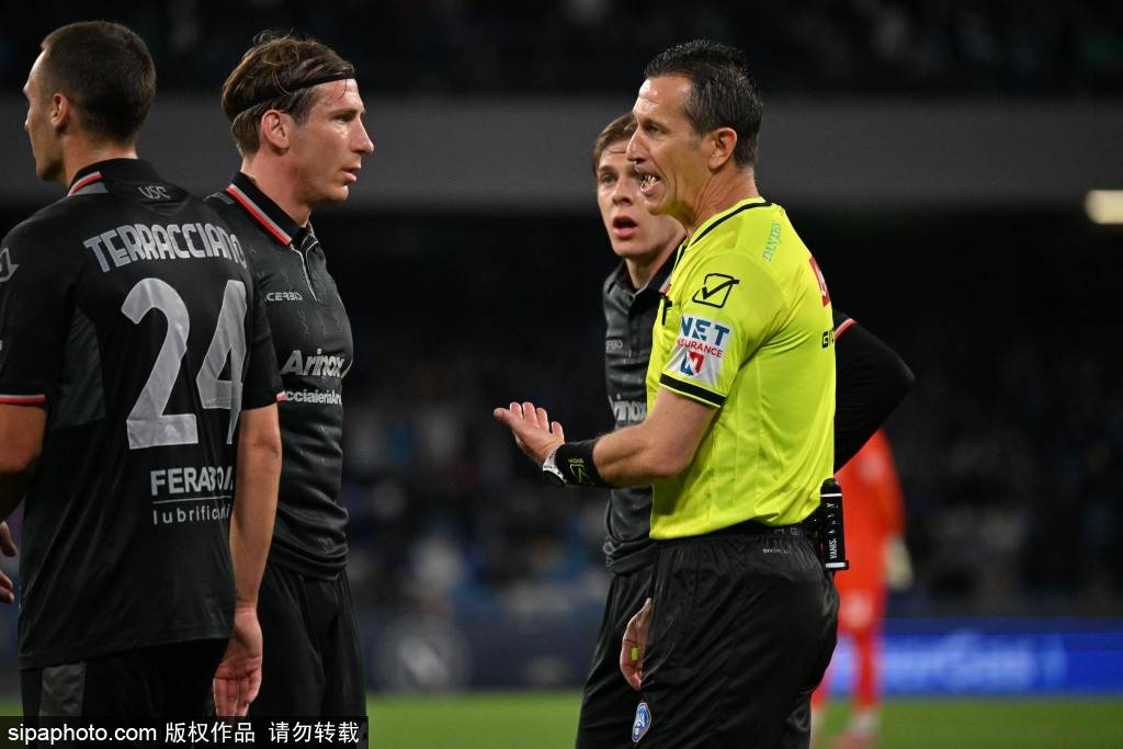 การแข่งขันกัลโช่ แชมเปี้ยนส์ลีก ขึ้น : เนเปิลส์ลงจอดก่อน ยูเวนตุส ตกอยู่ในฝันร้าย! _ ซีซั่นนี้_roman_rome