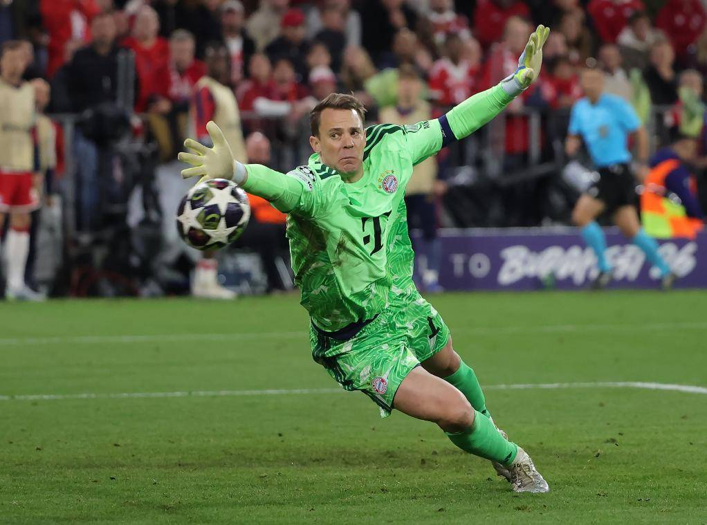 นอยเออร์และบาเยิร์นขยายเวลาหนึ่งปีของสัญญา_ulreich_bundesliga_ulbig