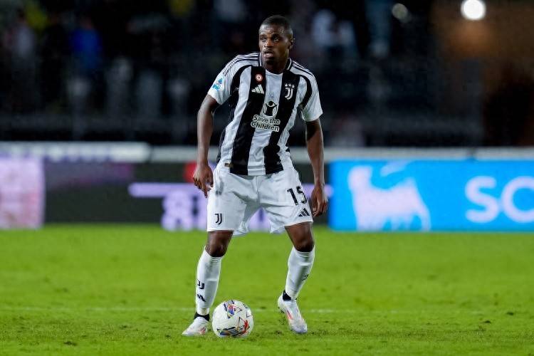 Duti: หน่วยสอดแนมของท็อตแนมตรวจสอบ Kalulu แต่ Juventus ไม่ได้ขายและเคยปฏิเสธการติดต่อกับ Manchester United_Aspect_Premier League_Jolley